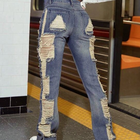 Ripped jeans from SHEIN in size S(4) women’s - Picture 2 of 2